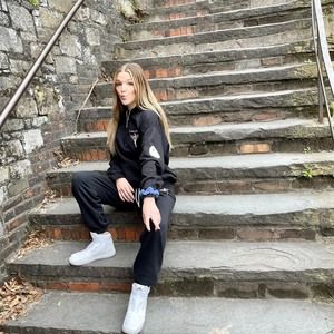 Meet your Posher, Paige